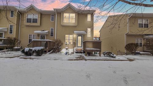 3706 Livingston Ave, Wayzata, MN, 55391-9271 | Card Image