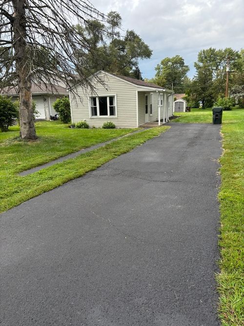 1110 174th St, East Hazel Crest, IL, 60429-1926 | Card Image