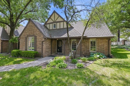 unit-20-640 N Rock Rd, Wichita, KS, 67206-1748 | Card Image
