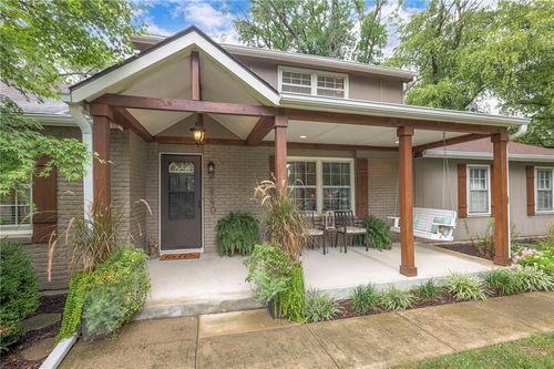 7540 W 197th St, Stilwell, KS, 66085-8229 | Card Image