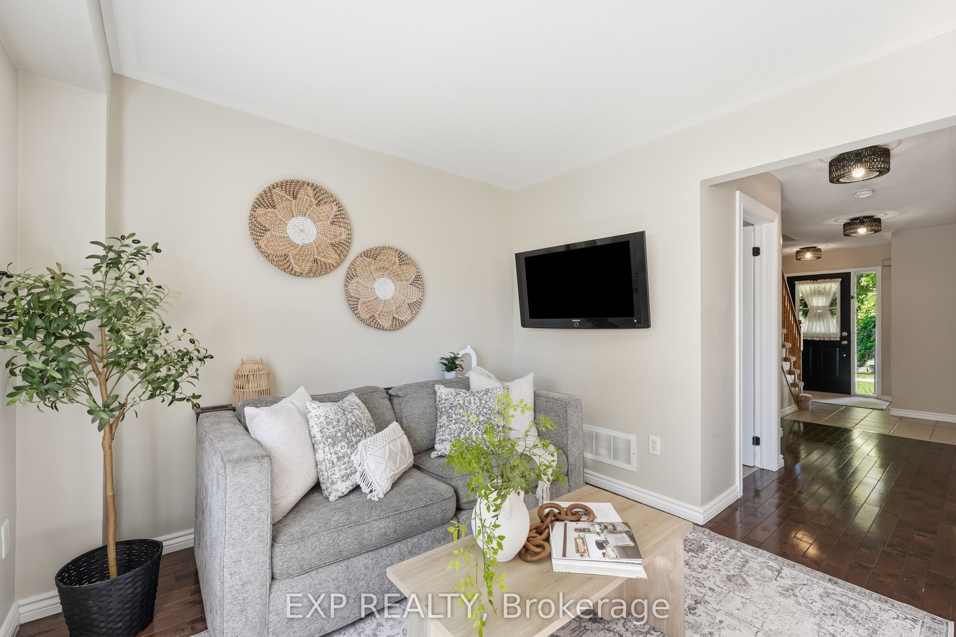 Residential in East Gwillimbury 4