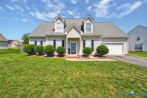 305 Perrymont Rd, Hopewell, VA, 23860-5355 | Card Image
