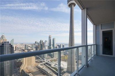 4802 - 300 Front St W, Condo with 2 bedrooms, 3 bathrooms and 3 parking in Toronto ON | Image 3