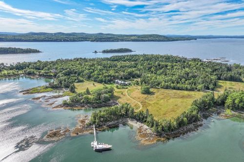 230 Keller Point Road, Islesboro, ME, 04848 | Card Image