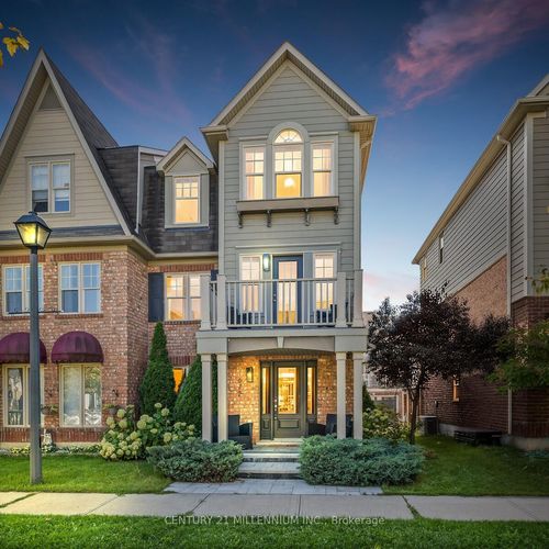 672 Holly Ave, Milton, ON, L9T0G2 | Card Image