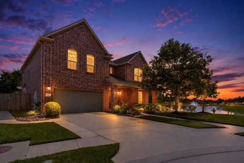 7403 Woodward Springs Dr, Pearland, TX, 77584-4596 | Card Image