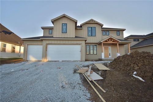 8007 Ne 77th St, Kansas City, MO, 64158-7701 | Card Image