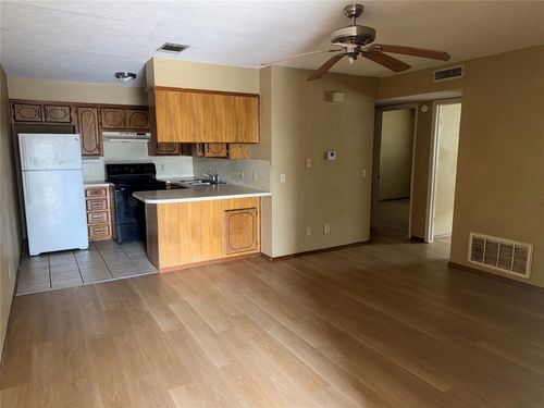 1600 Grandview St, Weatherford, OK, 73096 | Card Image