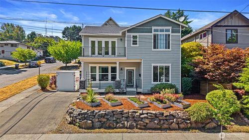 101 Martin Luther King Jr Way E, Seattle, WA, 98112-4850 | Card Image