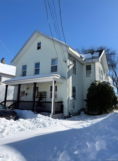 16 Wallkill Ave, Middletown, NY, 10940-5606 | Card Image
