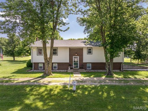 110 Thurman Dr, Eolia, MO, 63344-1016 | Card Image