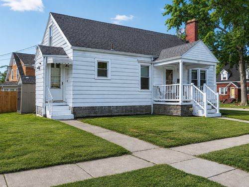 3740 Emmet Dr, Erie, PA, 16511-2005 | Card Image