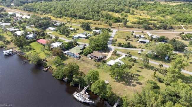 3015 Shell Ln, House other with 3 bedrooms, 3 bathrooms and 2 parking in FORT DENAUD FL | Image 9