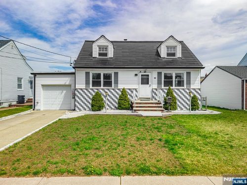 40 South Dr, Rochelle Park, NJ, 07662-3606 | Card Image