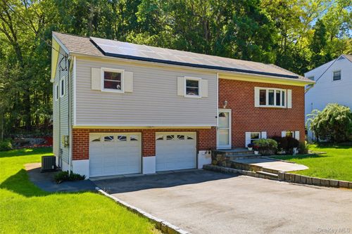 264 Buttonwood Ave, Cortlandt Mnr, NY, 10567-4931 | Card Image