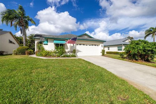 4846 Raintree Street Cir E, BRADENTON, FL, 34203-3405 | Card Image