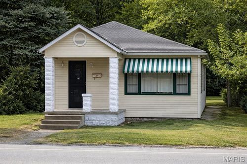 2708 Missouri Ave, E Saint Louis, IL, 62205-1144 | Card Image