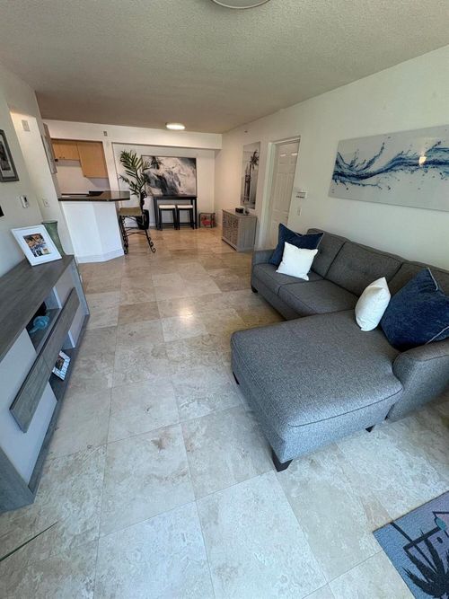 1205-1205 Villa Ln, Boynton Beach, FL, 33435-8925 | Card Image