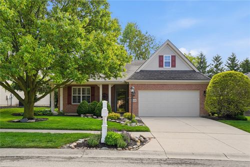 7448 New York Way, Dayton, OH, 45414-2490 | Card Image