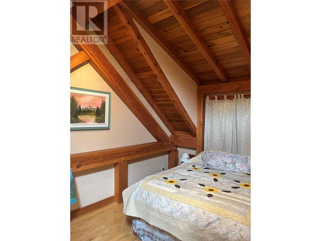 130 8 Th St, House other with 2 bedrooms, 3 bathrooms and null parking in Kaslo BC | Image 58
