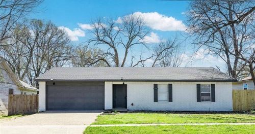 1505 W Collin St, Corsicana, TX, 75110-4238 | Card Image