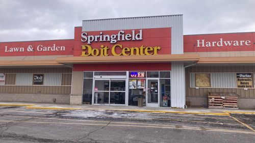 1583 W Dickman Rd, Springfield, MI, 49037-4825 | Card Image