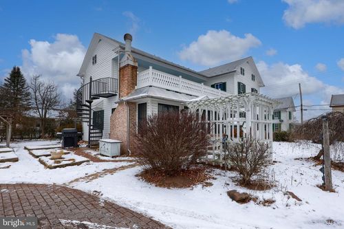 25 Bentz Mill Rd, East Berlin, PA, 17316-9114 | Card Image