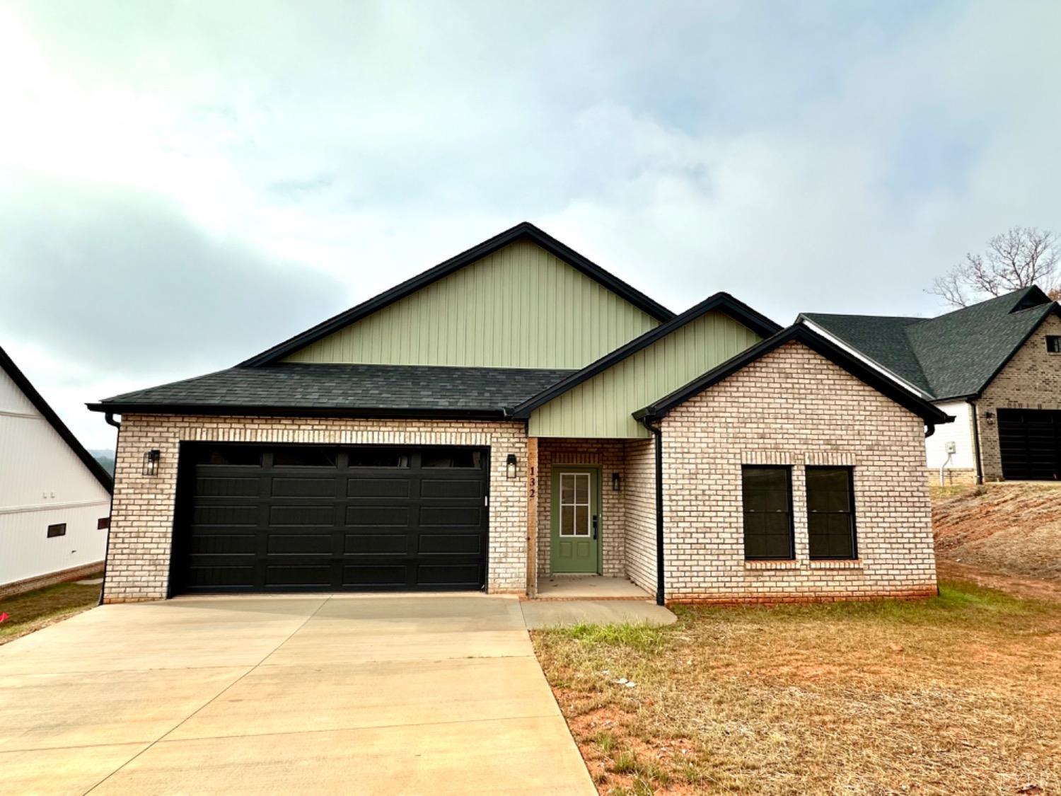 Bloom Ct, Lynchburg, VA 24501
