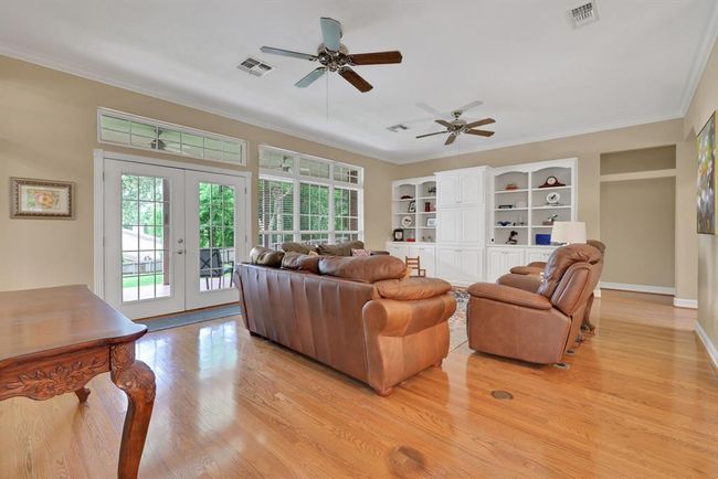 69 Lake Oaks Cir, House other with 3 bedrooms, 3 bathrooms and 3 parking in Coldspring TX | Image 25