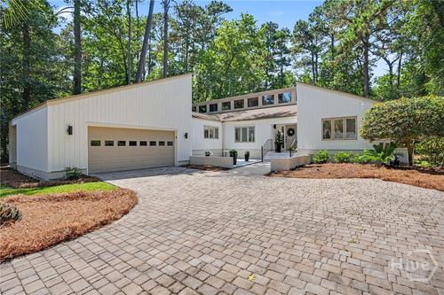 115 Wickersham Dr, Savannah, GA, 31411-1319 | Card Image