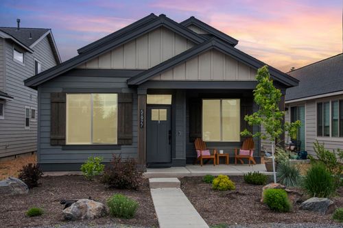 51977 Musket Dr, La Pine, OR, 97739-8709 | Card Image