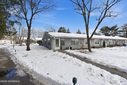 367F Chesterfield Ct, Lakewood, NJ, 08701-6508 | Card Image