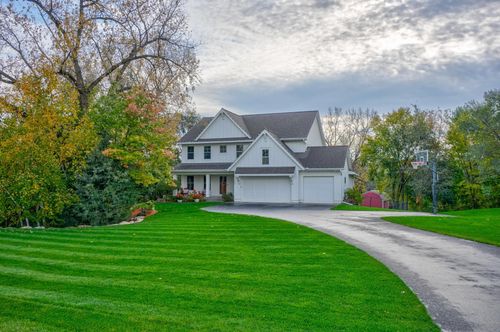 1264 10th St N, Hudson, WI, 54016-2389 | Card Image