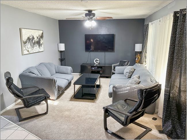 5540 Pebblebeach Dr, Townhouse with 3 bedrooms, 3 bathrooms and 2 parking in Hanover Park IL | Image 4