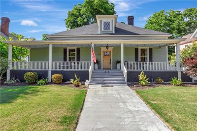 215 E Franklin Street, House other with 2 bedrooms, 2 bathrooms and null parking in Anderson SC | Image 1