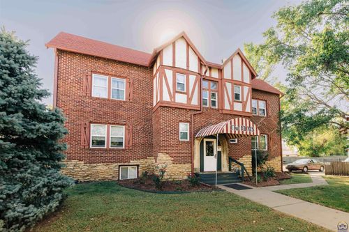 400 Sw Topeka Blvd, Topeka, KS, 66603-3156 | Card Image