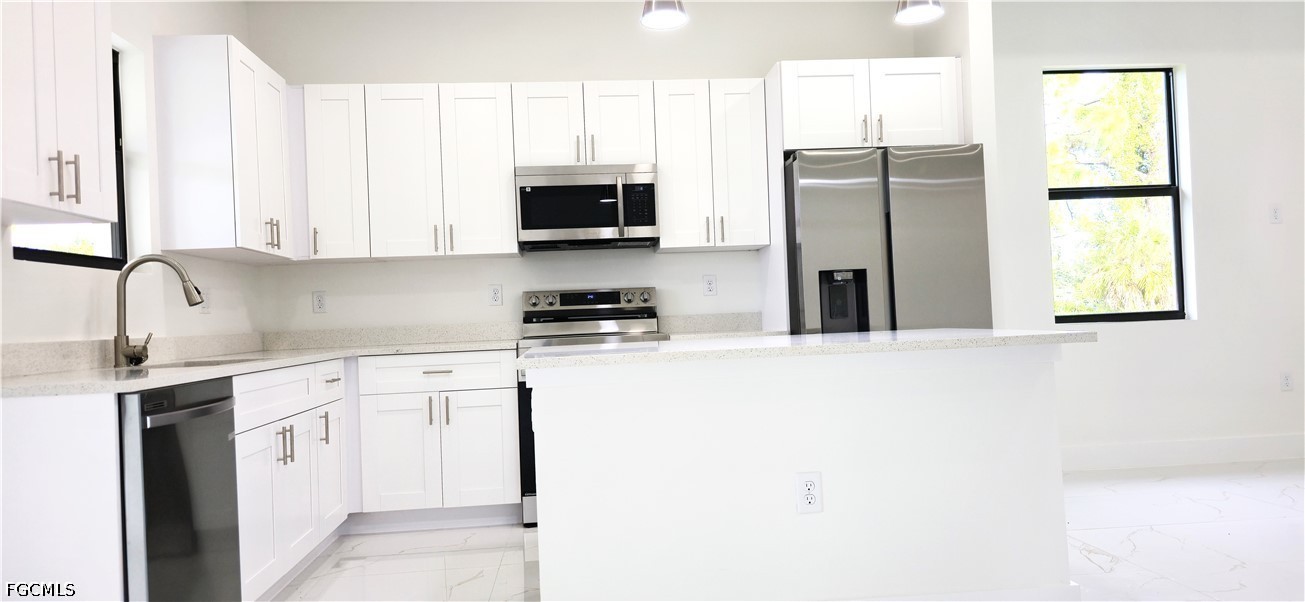 Residential Lease in Port Charlotte 3