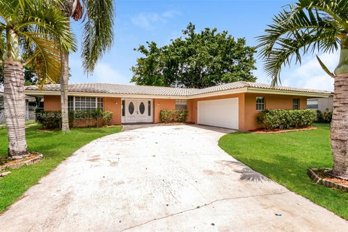 7518 Nw 42nd Dr, Coral Springs, FL, 33065-2015 | Card Image