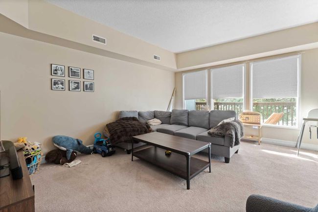 130 8 Ave Sw, Home with 0 bedrooms, 0 bathrooms and 4 parking in High River AB | Image 6