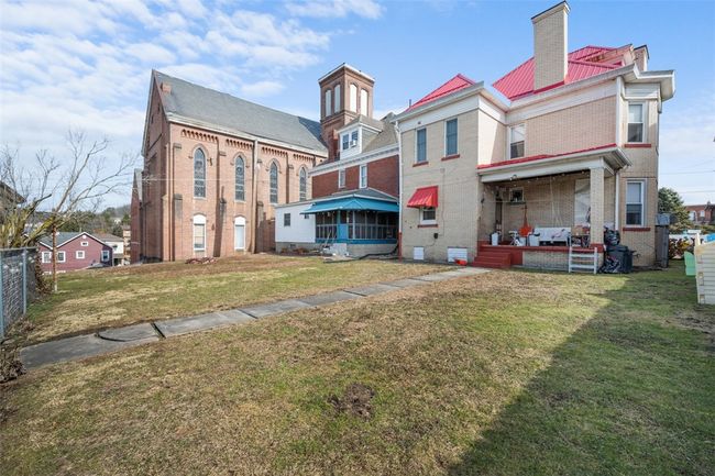 205 4 Th St, House other with 4 bedrooms, 2 bathrooms and null parking in Freeport PA | Image 47