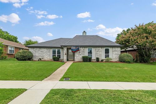 1613 Autumn Breeze Lane, Lewisville, TX, 75077 | Card Image