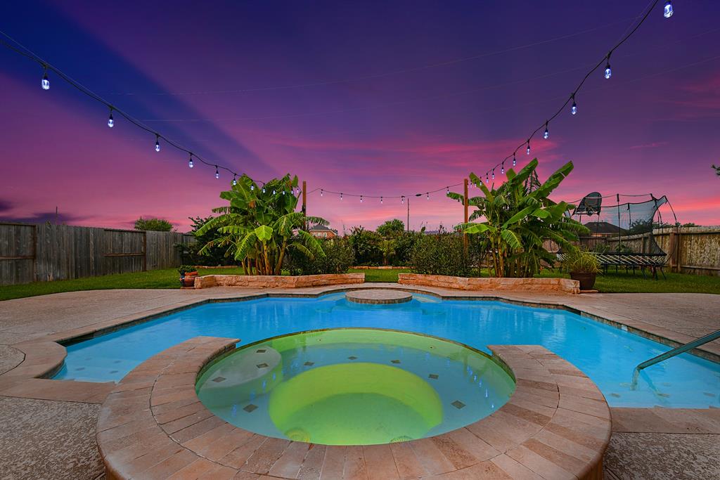 Kestrel Trace Ln, Katy, TX 77494