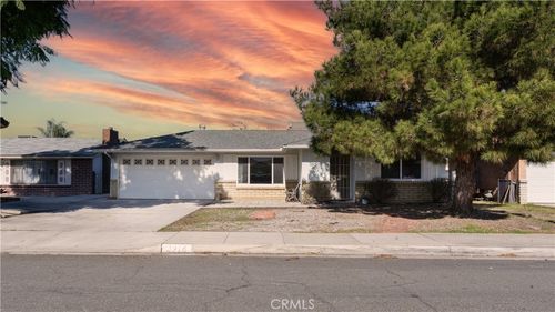 2918 Cindy Ln, Hemet, CA, 92545-3628 | Card Image
