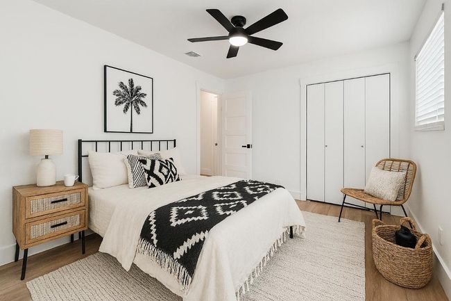 Guest bedroom 2 (virtually staged) | Image 30