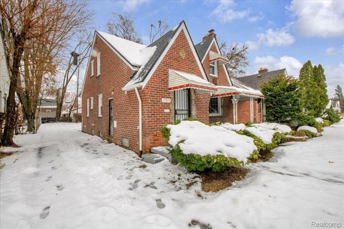 17212 Sunderland Rd, Detroit, MI, 48219-4201 | Card Image