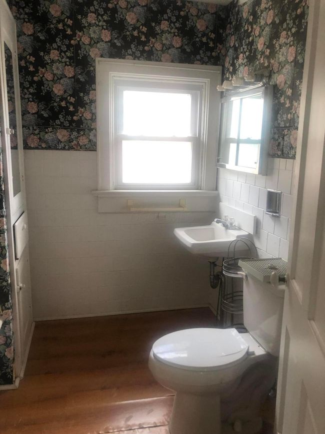 69 W High St, House other with 3 bedrooms, 2 bathrooms and null parking in Mount Gilead OH | Image 12