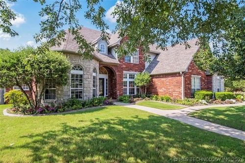 7804 Dallas St, Broken Arrow, OK, 74014-2659 | Card Image