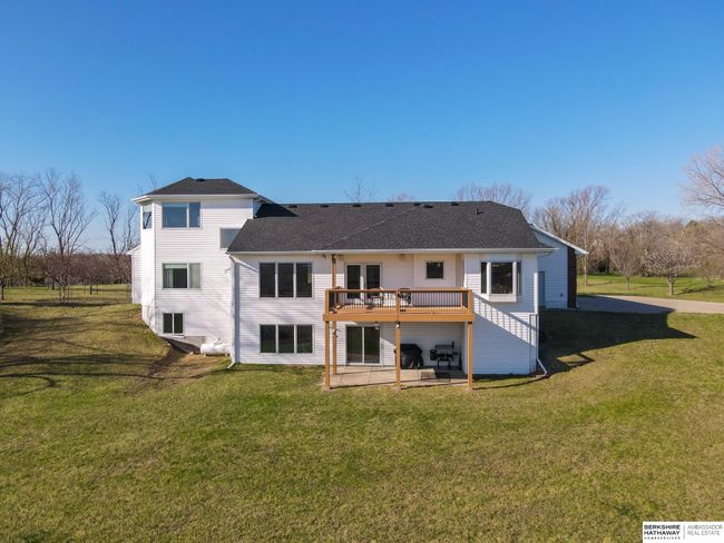 7881 Wisteria Way, House other with 5 bedrooms, 3 bathrooms and 3 parking in Fort Calhoun NE | Image 73