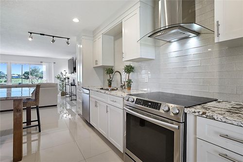 m-9169 Se Riverfront Ter, Jupiter, FL, 33469-3922 | Card Image