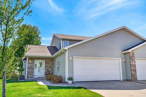 1070 Vinyard Drive, Oregon, WI, 53575 | Card Image